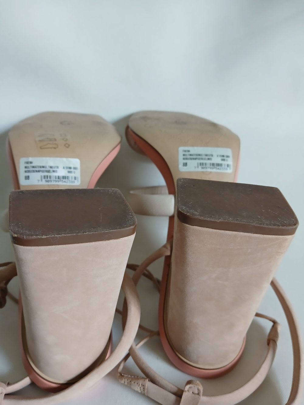 Arezzo Women's Two-Tone Block Heel Open Toe Shoes Sz8M in Nude & Ivory Ankle Tie - Picture 16 of 16